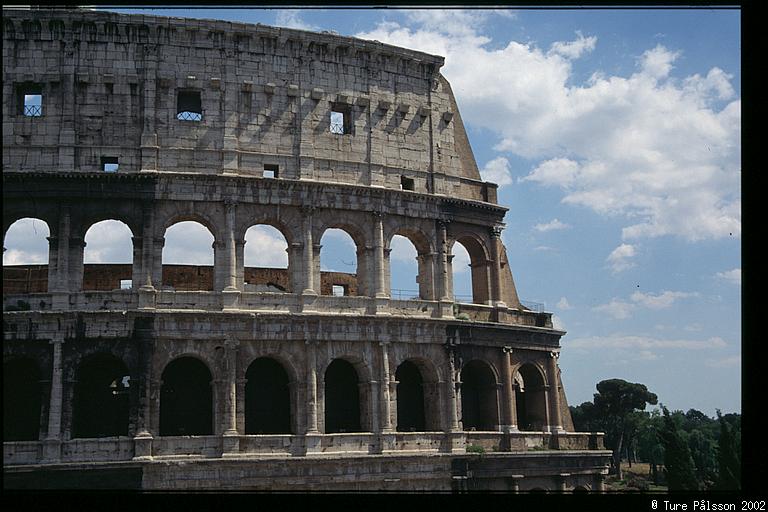 Colosseum façade