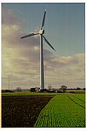 Wind power plant, Lake Roxen.